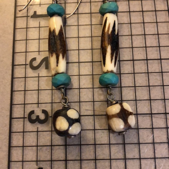 Vintage Handmade Earrings - Picture 8 of 9